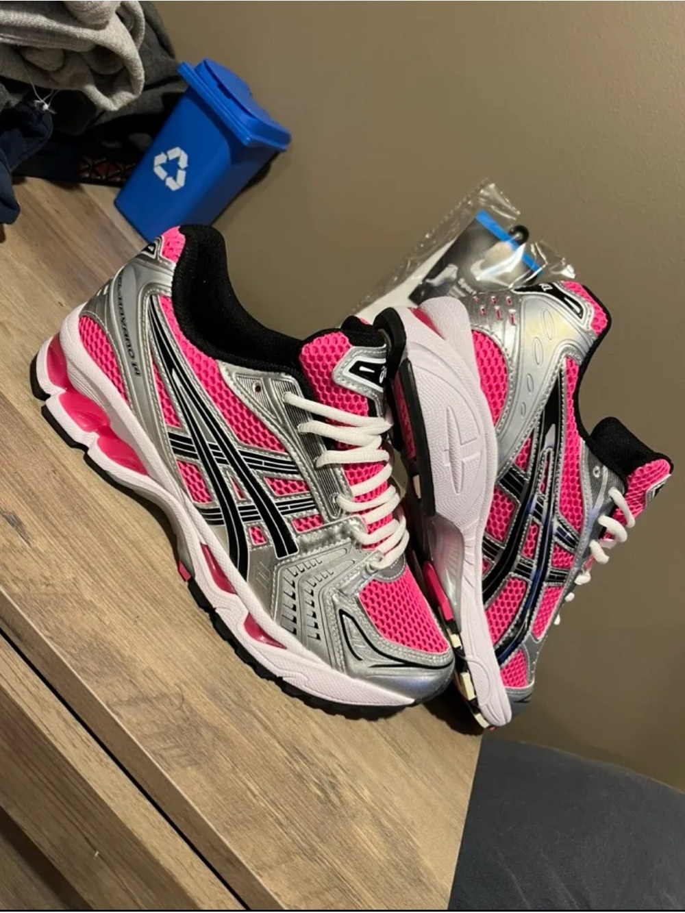 ASICS Gel-Kayano 14
Pink Glo